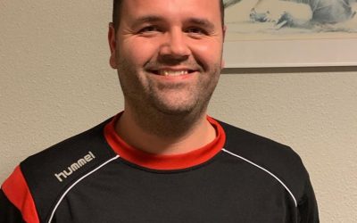 Jorden Abel trainer v.v. Schoonebeek in het seizoen 2019/2020